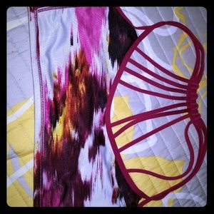 Lululemon sports bra